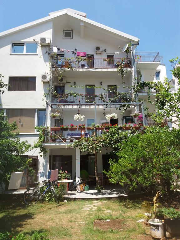 Sunny Grapes Apartments Budua Esterno foto