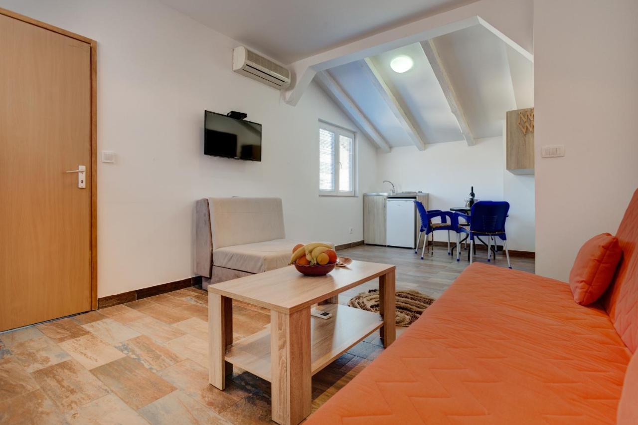Sunny Grapes Apartments Budua Esterno foto